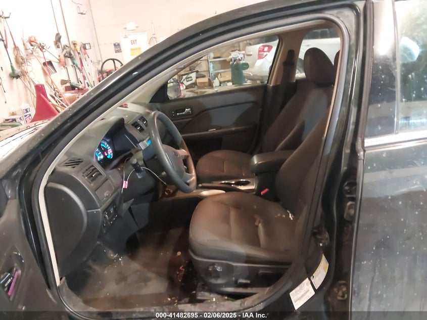 2010 FORD FUSION VIN: 3FAHP0HG9AR180750