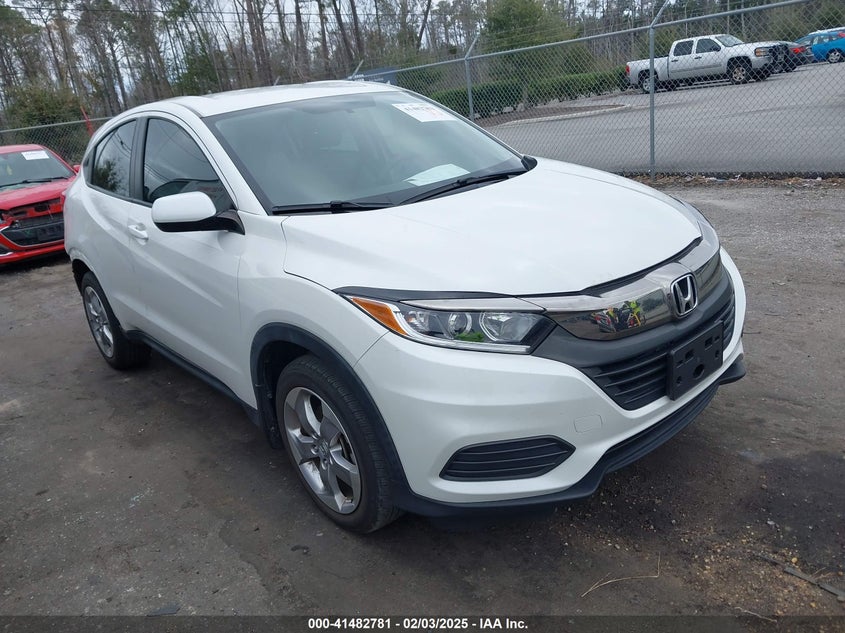 2022 HONDA HR-V VIN: 3CZRU5H38NM731538