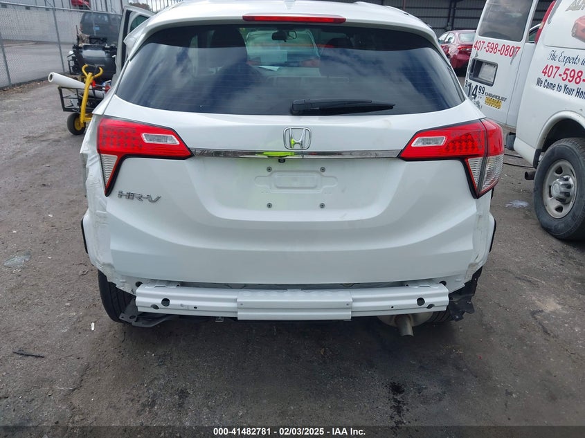 2022 HONDA HR-V VIN: 3CZRU5H38NM731538