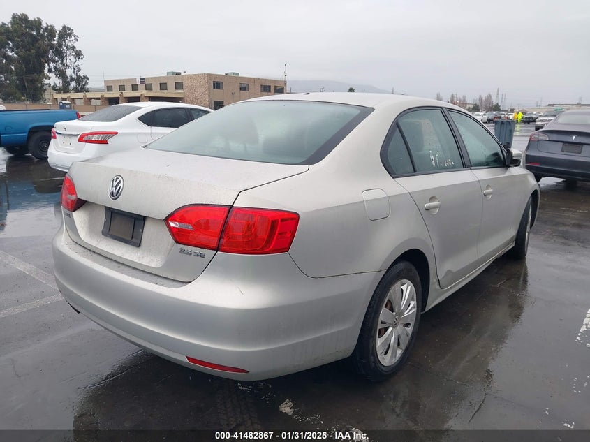 2011 VOLKSWAGEN JETTA VIN: 3VWDZ7AJ7BM327936