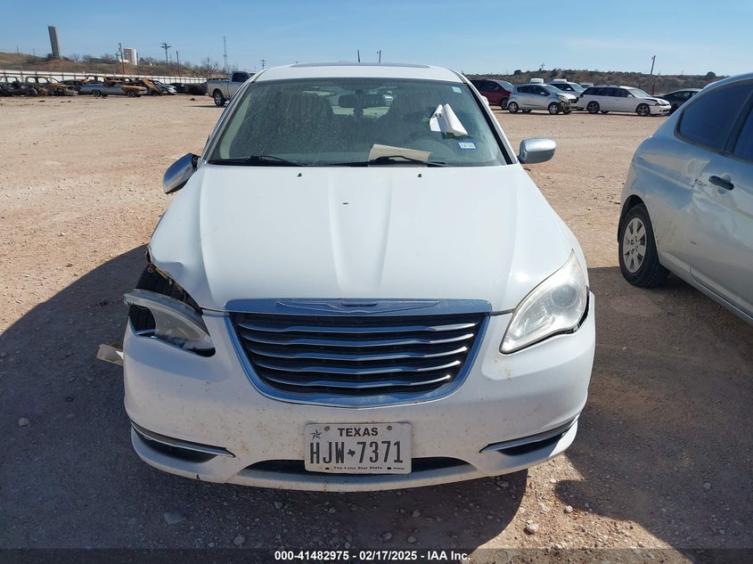2012 CHRYSLER 200 VIN: 1C3CCBCGXCN205796