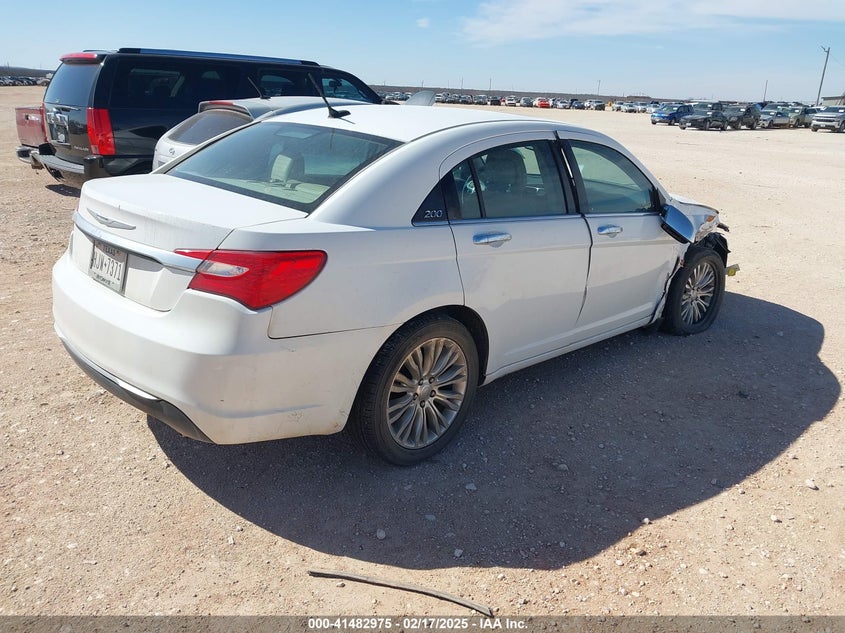 2012 CHRYSLER 200 VIN: 1C3CCBCGXCN205796