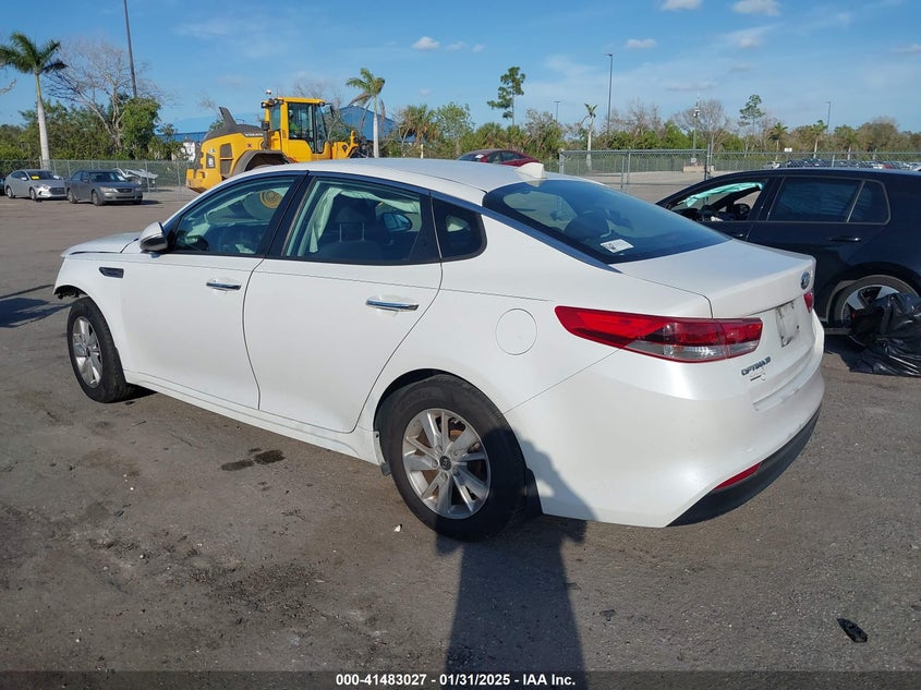 2016 KIA OPTIMA VIN: KNAGT4L3XG5102922