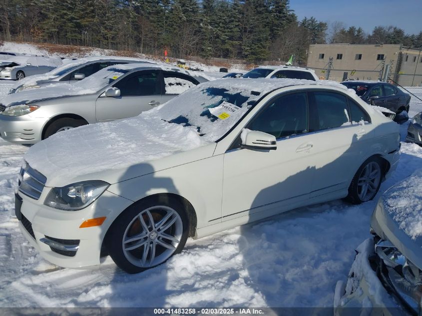 2012 Mercedes-Benz C 300 Luxury 4Matic/Sport 4Matic VIN: WDDGF8BBXCR231259 Lot: 41483258