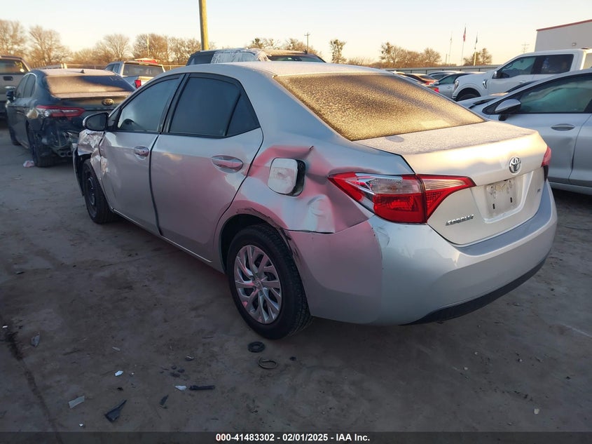 2018 TOYOTA COROLLA LE - 5YFBURHE5JP827470