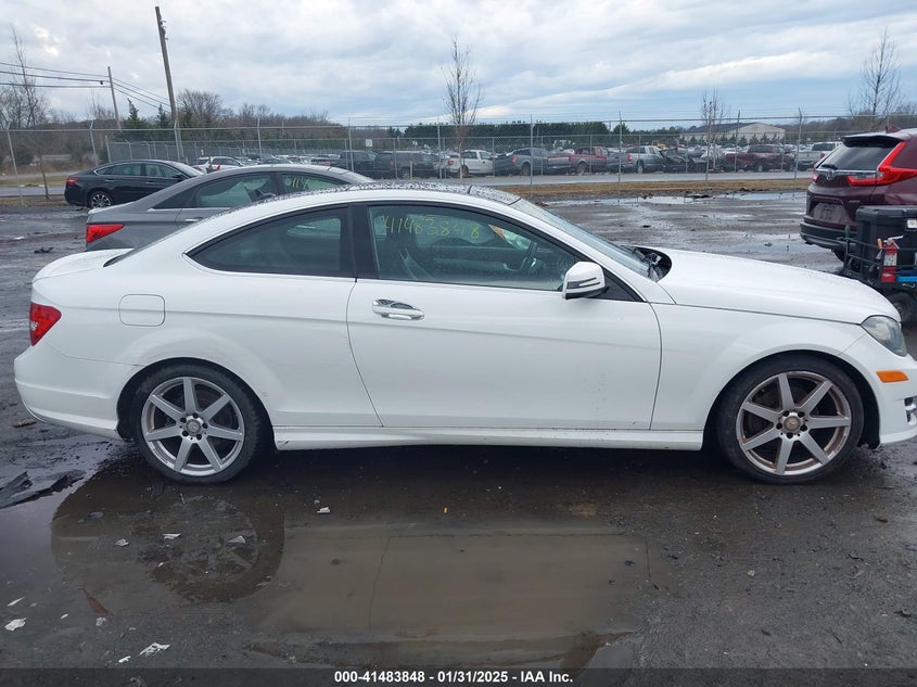 2015 MERCEDES-BENZ C 250 VIN: WDDGJ4HB6FG401261