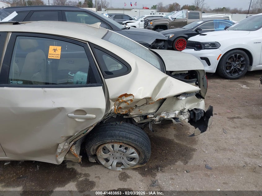 2010 HYUNDAI ELANTRA VIN: KMHDU4AD7AU066937