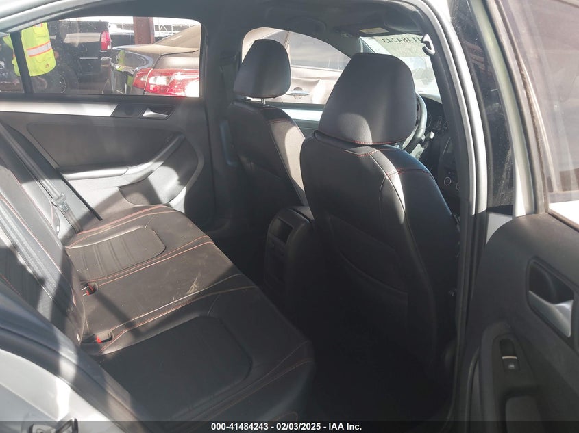 2014 VOLKSWAGEN JETTA VIN: 3VW5S7AJ9EM394826