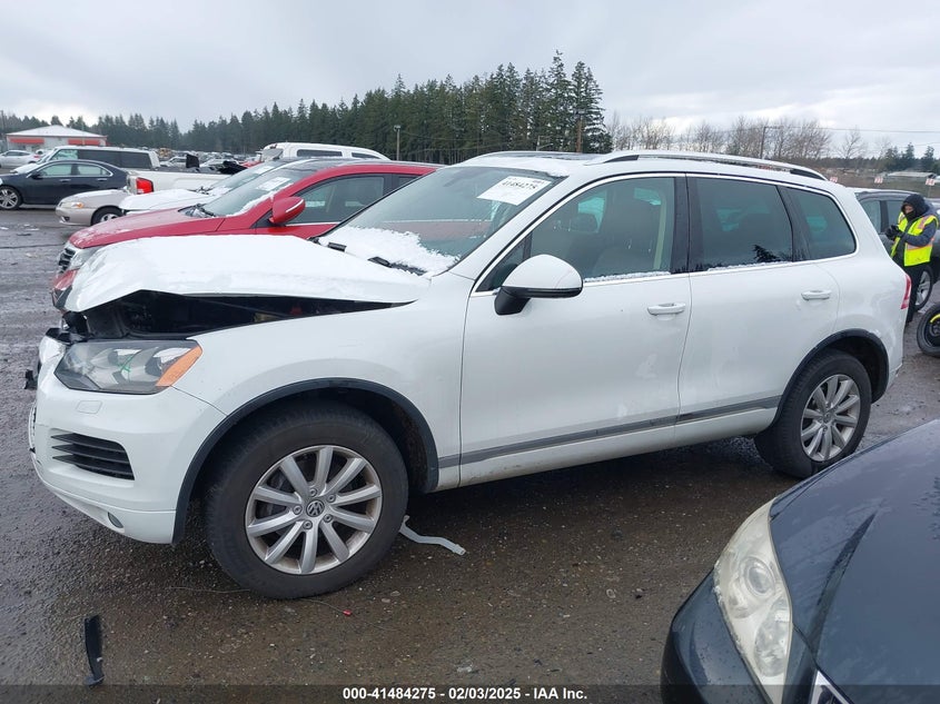 2014 VOLKSWAGEN TOUAREG 3.6L EXECUTIVE/3.6L LUX/3.6L R-LINE/3.6L SPORT - WVGEF9BP9ED006376