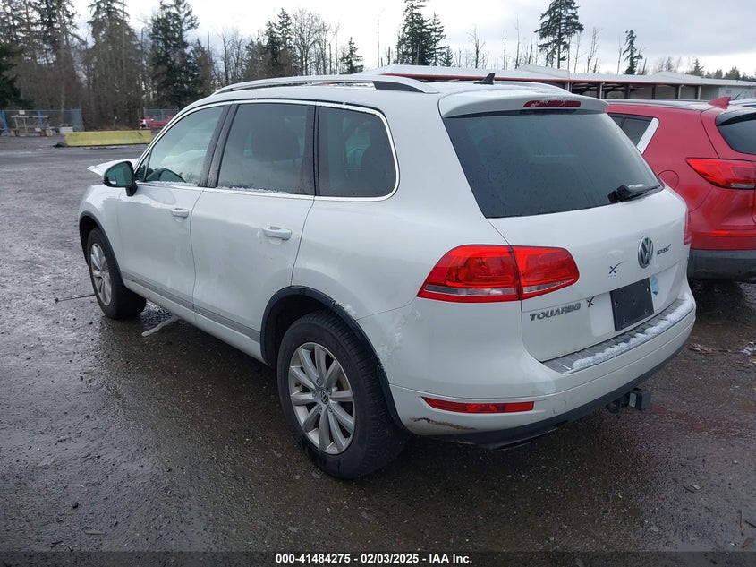 2014 VOLKSWAGEN TOUAREG 3.6L EXECUTIVE/3.6L LUX/3.6L R-LINE/3.6L SPORT - WVGEF9BP9ED006376