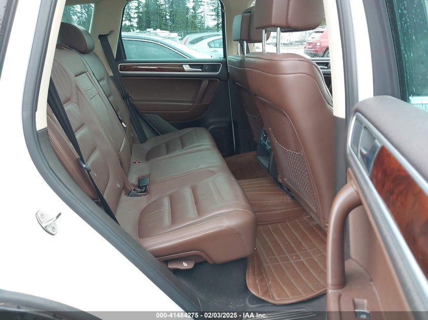 2014 VOLKSWAGEN TOUAREG 3.6L EXECUTIVE/3.6L LUX/3.6L R-LINE/3.6L SPORT - WVGEF9BP9ED006376