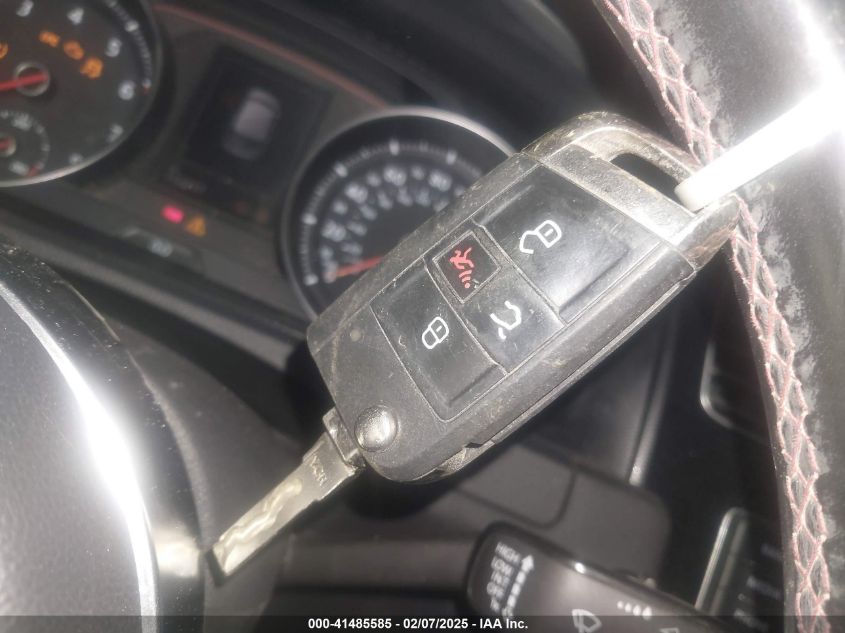 2015 Volkswagen Golf Gti 2.0T Se 4-Door VIN: 3VW5T7AU2FM086857 Lot: 41485585