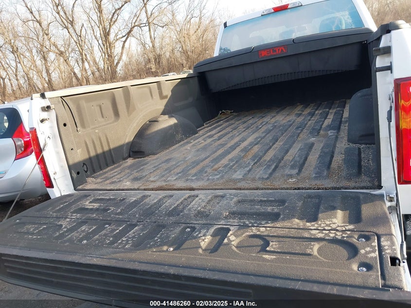 2017 FORD F-150 VIN: 1FTMF1E84HKE18694