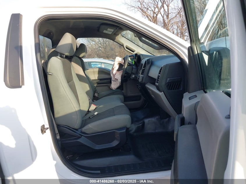 2017 FORD F-150 VIN: 1FTMF1E84HKE18694