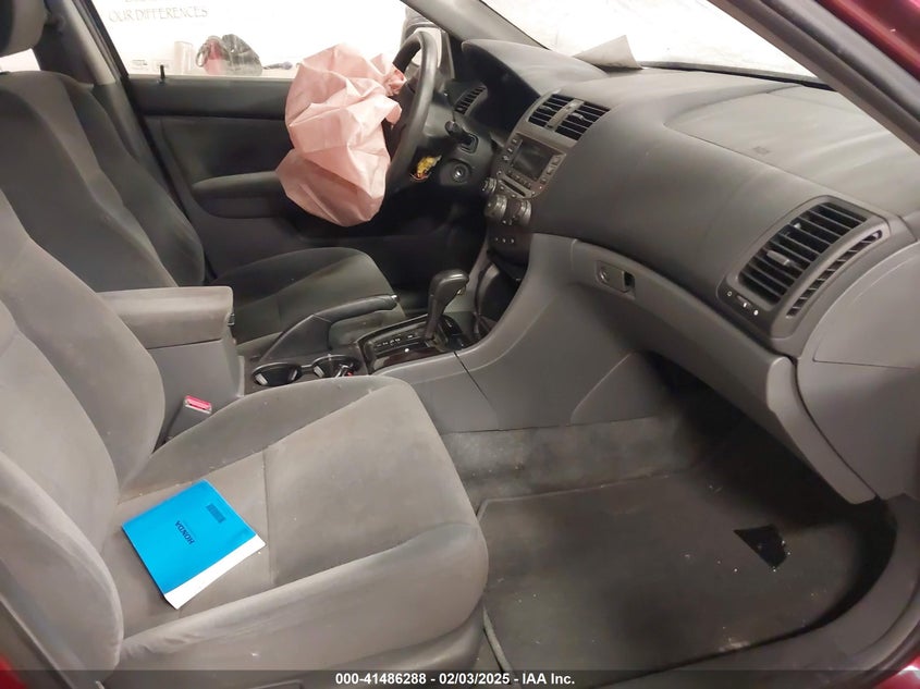 2007 HONDA ACCORD VIN: 1HGCM563X7A203029
