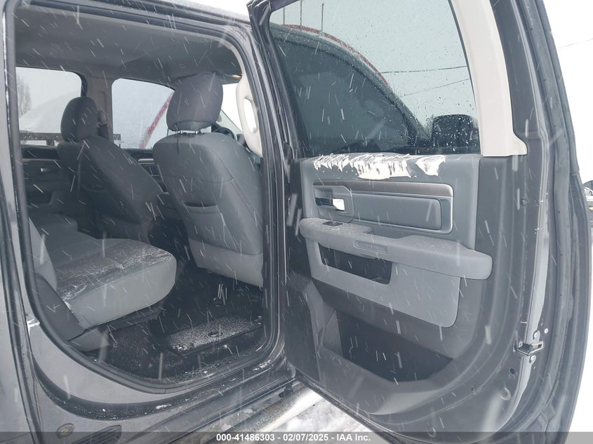 2018 RAM 2500 VIN: 3C6UR5DL7JG289830