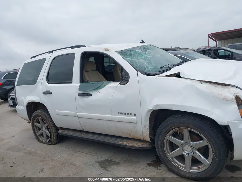 2007 CHEVROLET TAHOE VIN: 1GNFC13CX7R422481