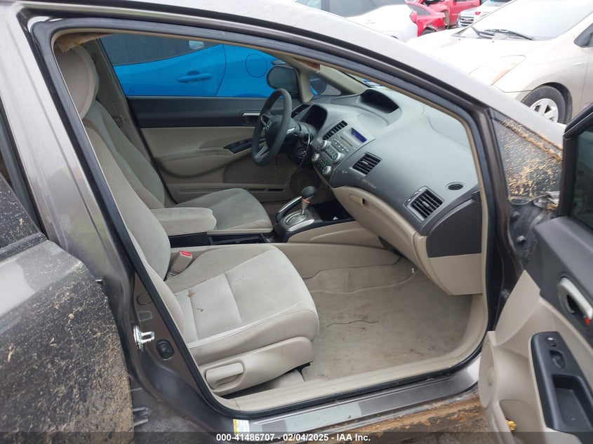 2010 HONDA CIVIC VIN: 19XFA1F5XAE063454