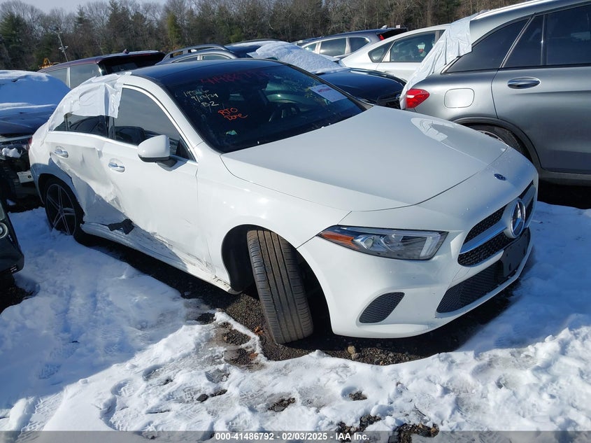Vin: wdd3g4fb0kw032008, lot: 41977442, mercedes-benz a 220 4matic 2019 img_1
