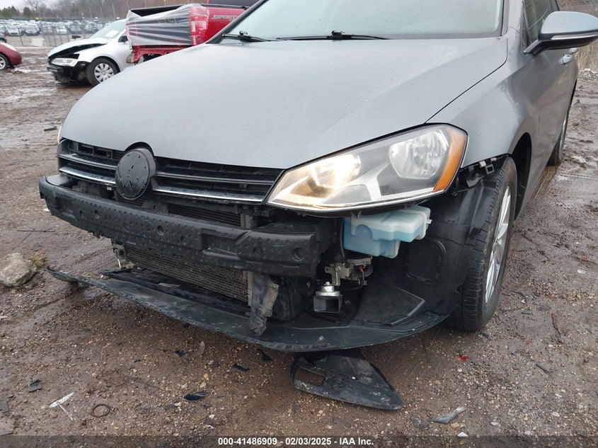 2015 VOLKSWAGEN GOLF TSI S 4-DOOR - 3VW217AU4FM032954