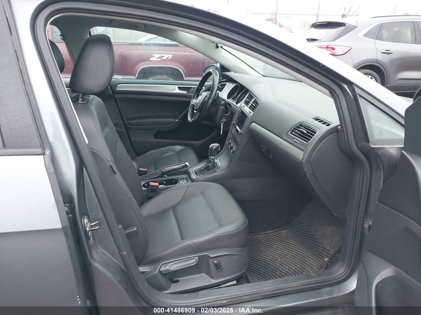 2015 VOLKSWAGEN GOLF TSI S 4-DOOR - 3VW217AU4FM032954