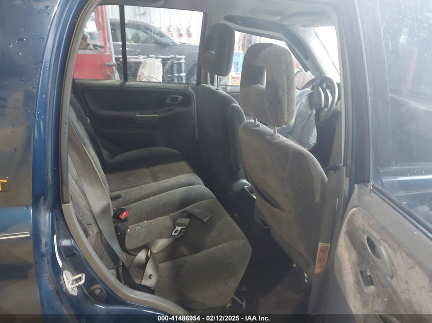 2002 CHEVROLET TRACKER auction photo 8