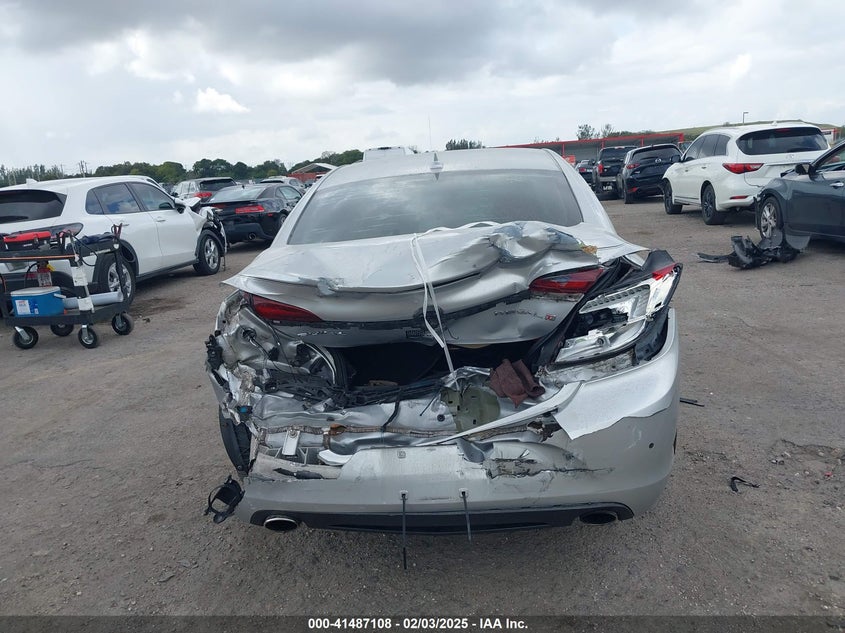 2014 BUICK REGAL VIN: 2G4GN5EX1E9226415