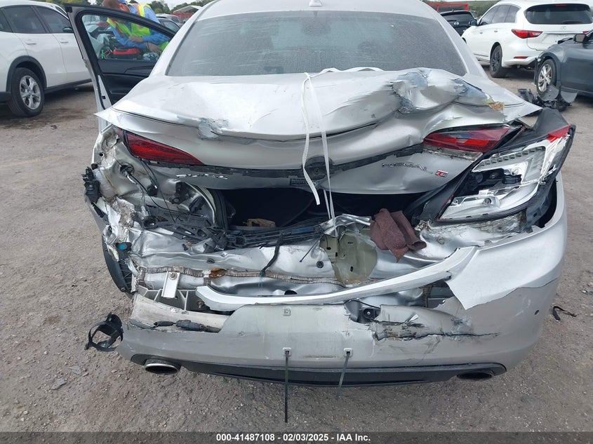 2014 BUICK REGAL VIN: 2G4GN5EX1E9226415