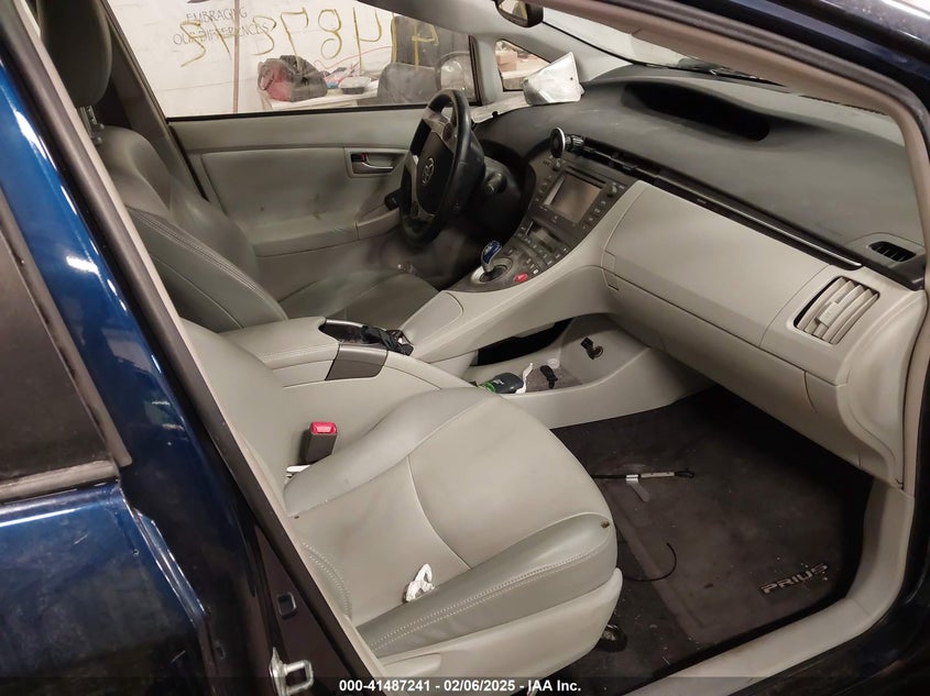 2013 TOYOTA PRIUS VIN: JTDKN3DU0D1704014