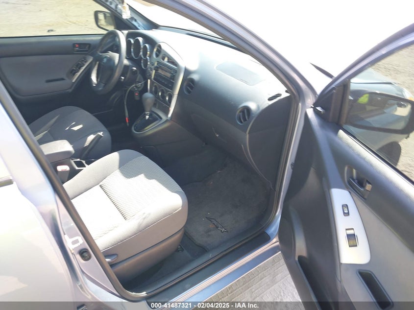 2007 TOYOTA MATRIX VIN: 2T1KR32E97C657632