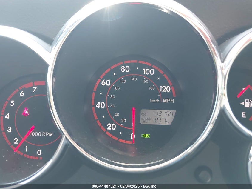 2007 TOYOTA MATRIX VIN: 2T1KR32E97C657632