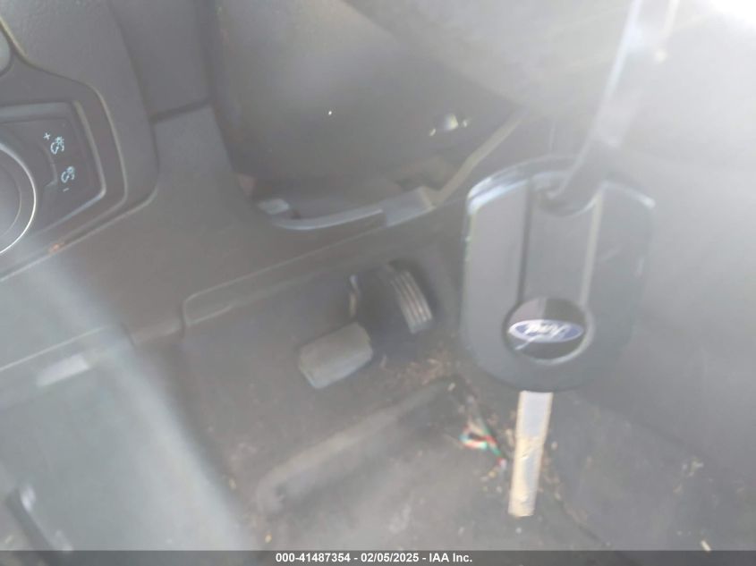 2015 Ford Focus Se VIN: 1FADP3F21FL276336 Lot: 41487354