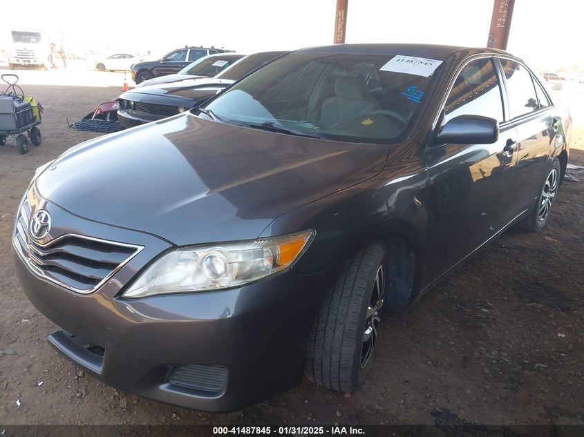 Vin: 4t1bf3ek3bu729846, lot: 41978496, toyota camry le 20112