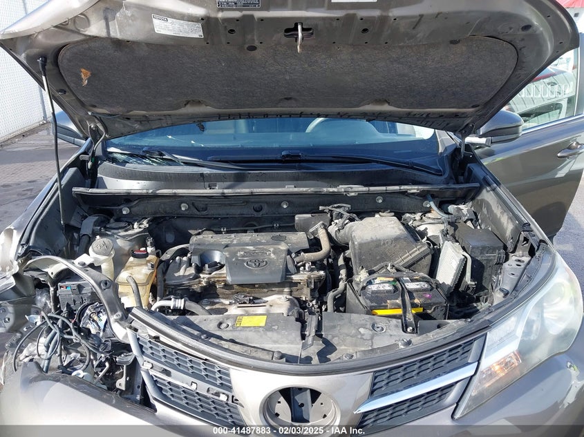 2014 TOYOTA RAV4 LE - JTMBFREV4ED082993