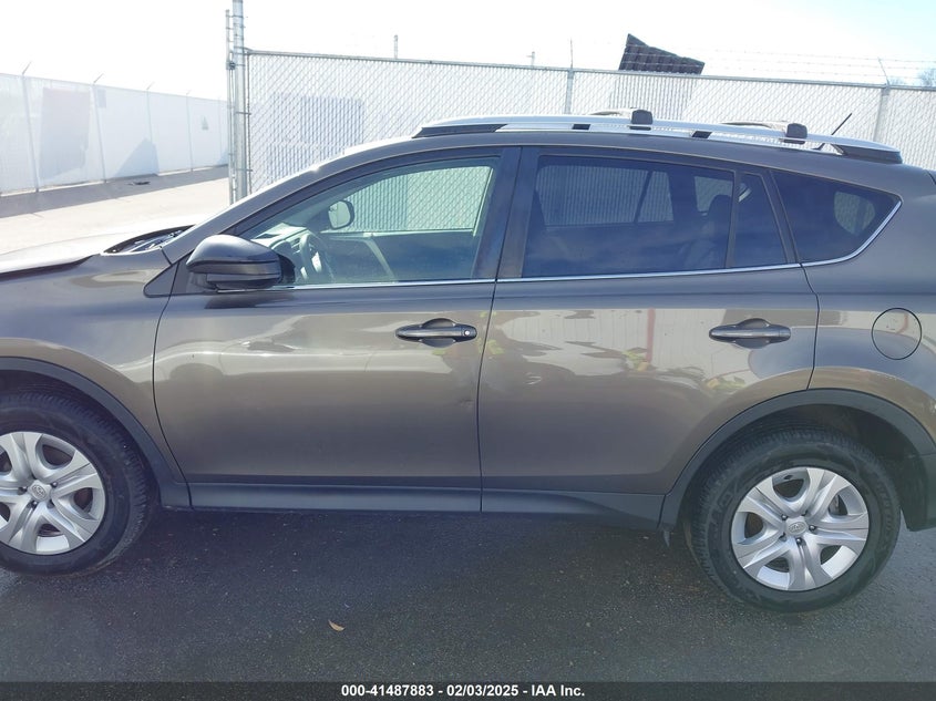 2014 TOYOTA RAV4 LE - JTMBFREV4ED082993