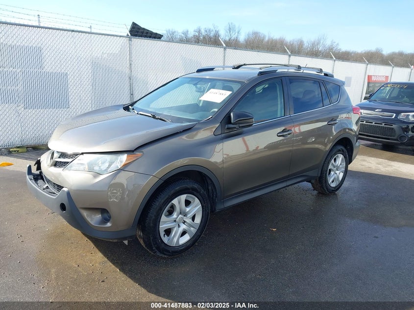 2014 TOYOTA RAV4 LE - JTMBFREV4ED082993