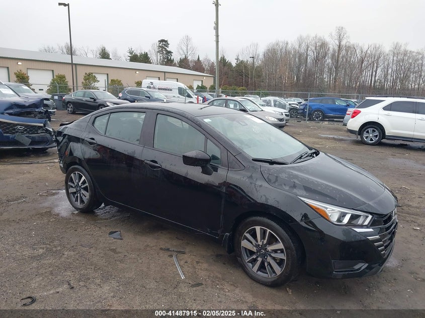 2023 Nissan Versa