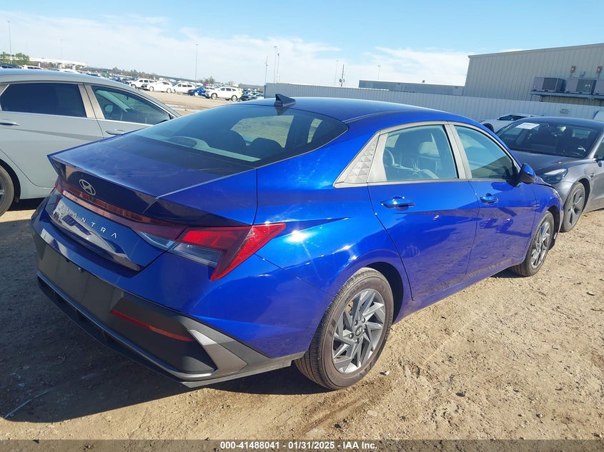 2024 HYUNDAI ELANTRA VIN: KMHLM4DG9RU745976