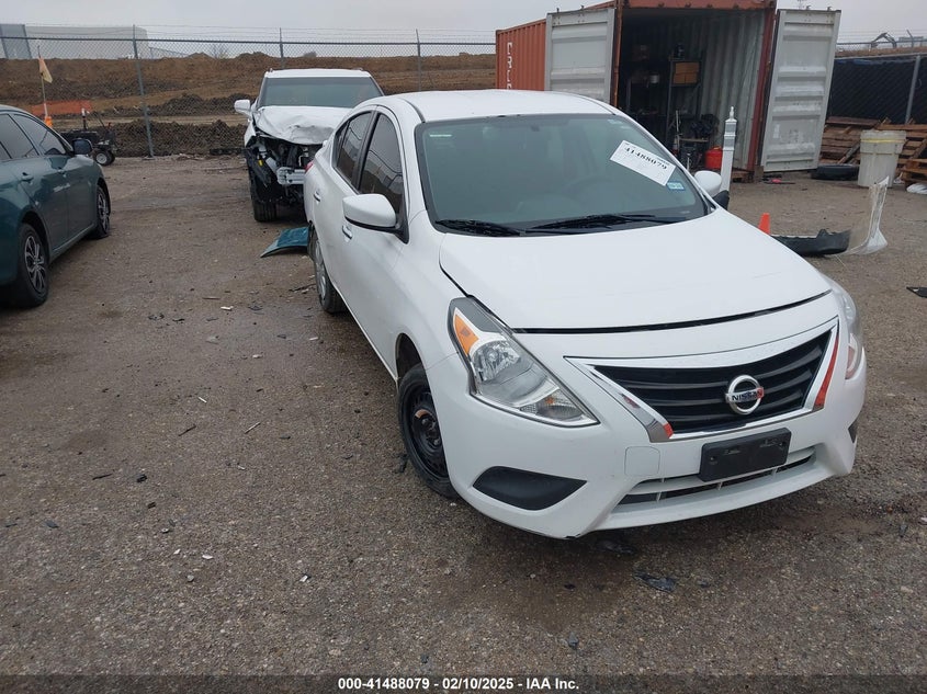 2019 Nissan Versa