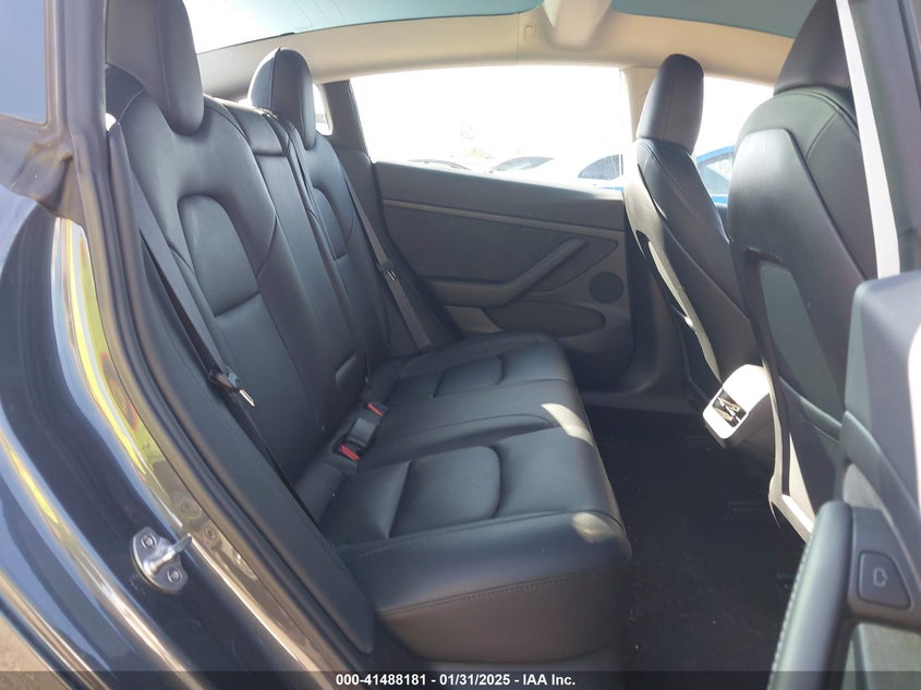2023 TESLA MODEL 3 VIN: 5YJ3E1EAXPF661052