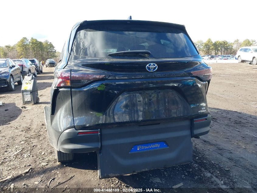 2023 Toyota Sienna - 5TDKRKEC2PS176293