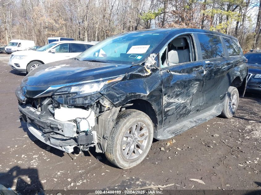 2023 Toyota Sienna - 5TDKRKEC2PS176293