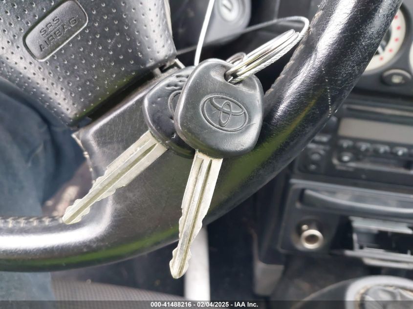 2000 Toyota Mr2 Spyder VIN: JTDFR3207Y0009157 Lot: 41488216