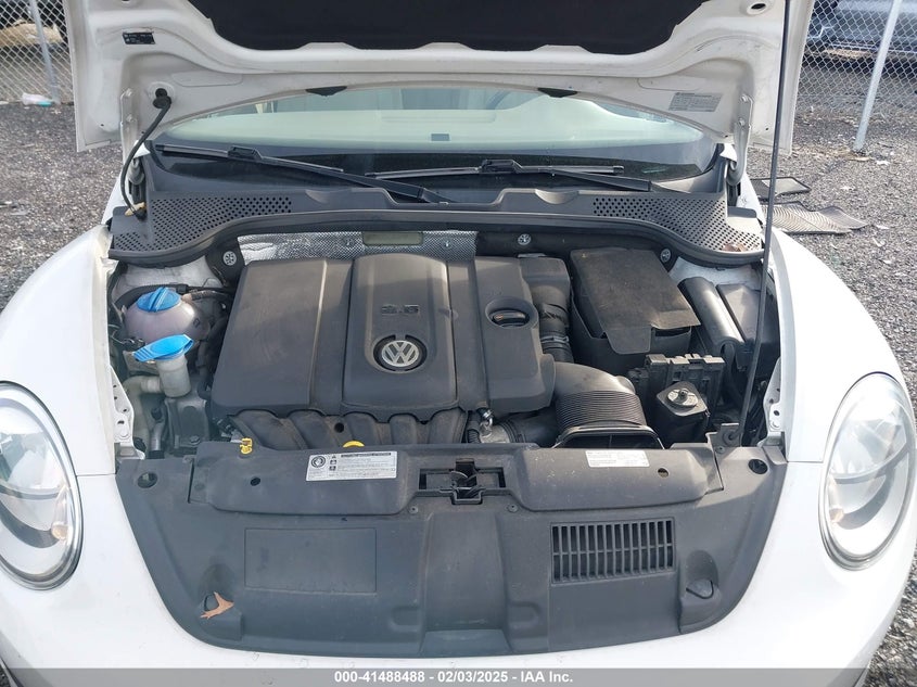 2014 VOLKSWAGEN BEETLE 2.5L - 3VWJP7AT8EM611560