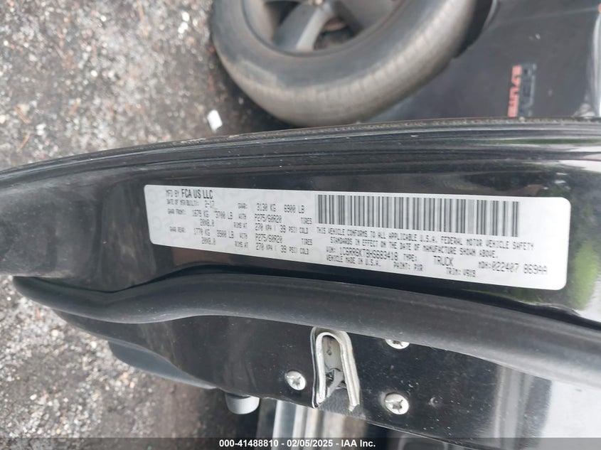 2017 RAM 1500 EXPRESS  4X2 5'7 BOX - 1C6RR6KT8HS683418