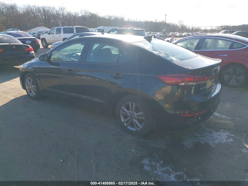 2018 HYUNDAI ELANTRA VIN: KMHD84LF8JU570917