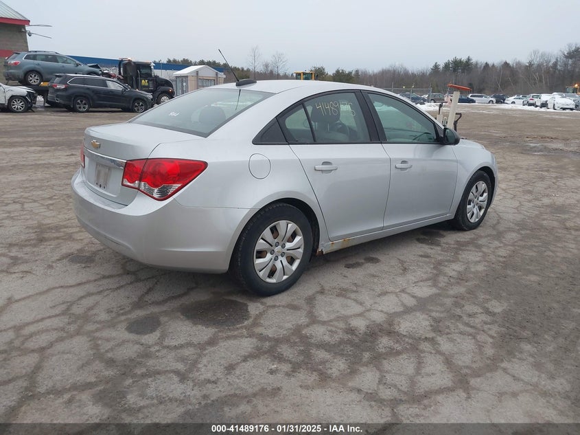 2016 CHEVROLET CRUZE LIMITED VIN: 1G1PC5SG2G7117392