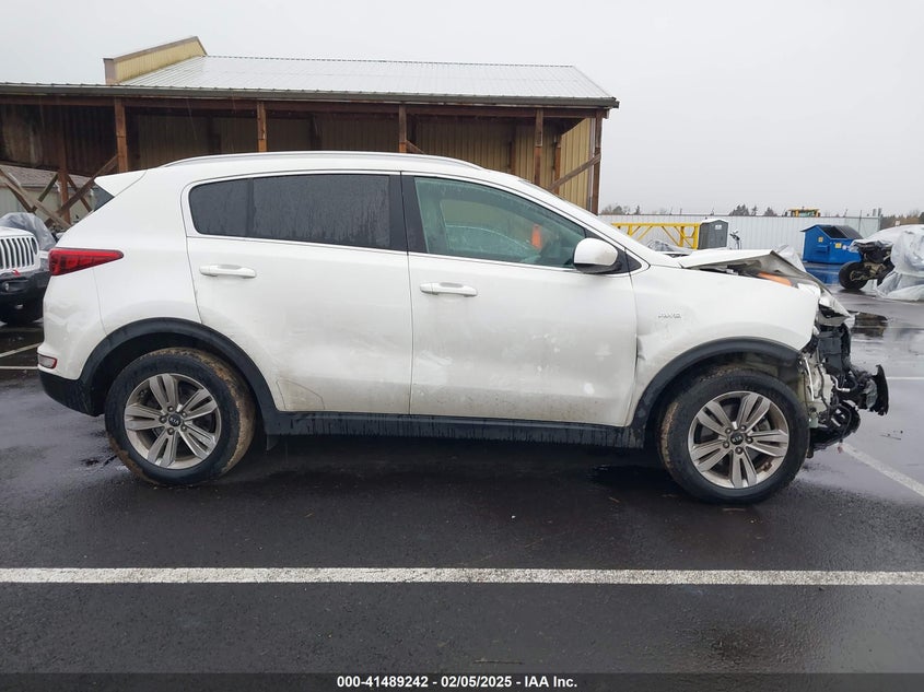 2017 KIA SPORTAGE VIN: KNDPMCAC8H7099506
