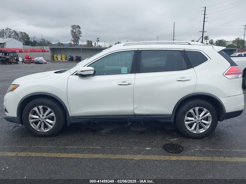2016 NISSAN ROGUE SV - KNMAT2MT7GP668083