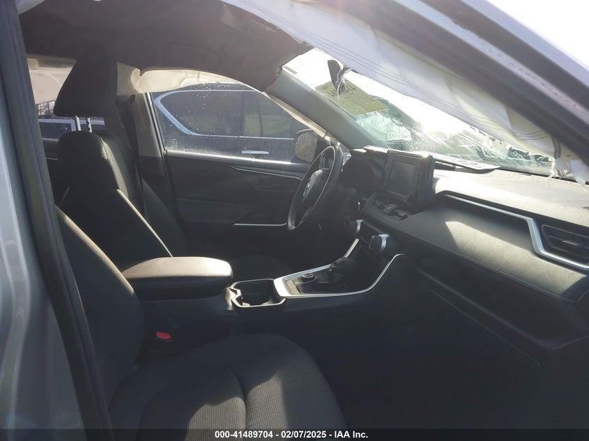 2020 TOYOTA RAV4 HYBRID LE - JTMMWRFV7LD057610
